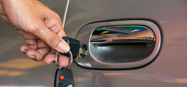 Car door lock repair in Santa Paula